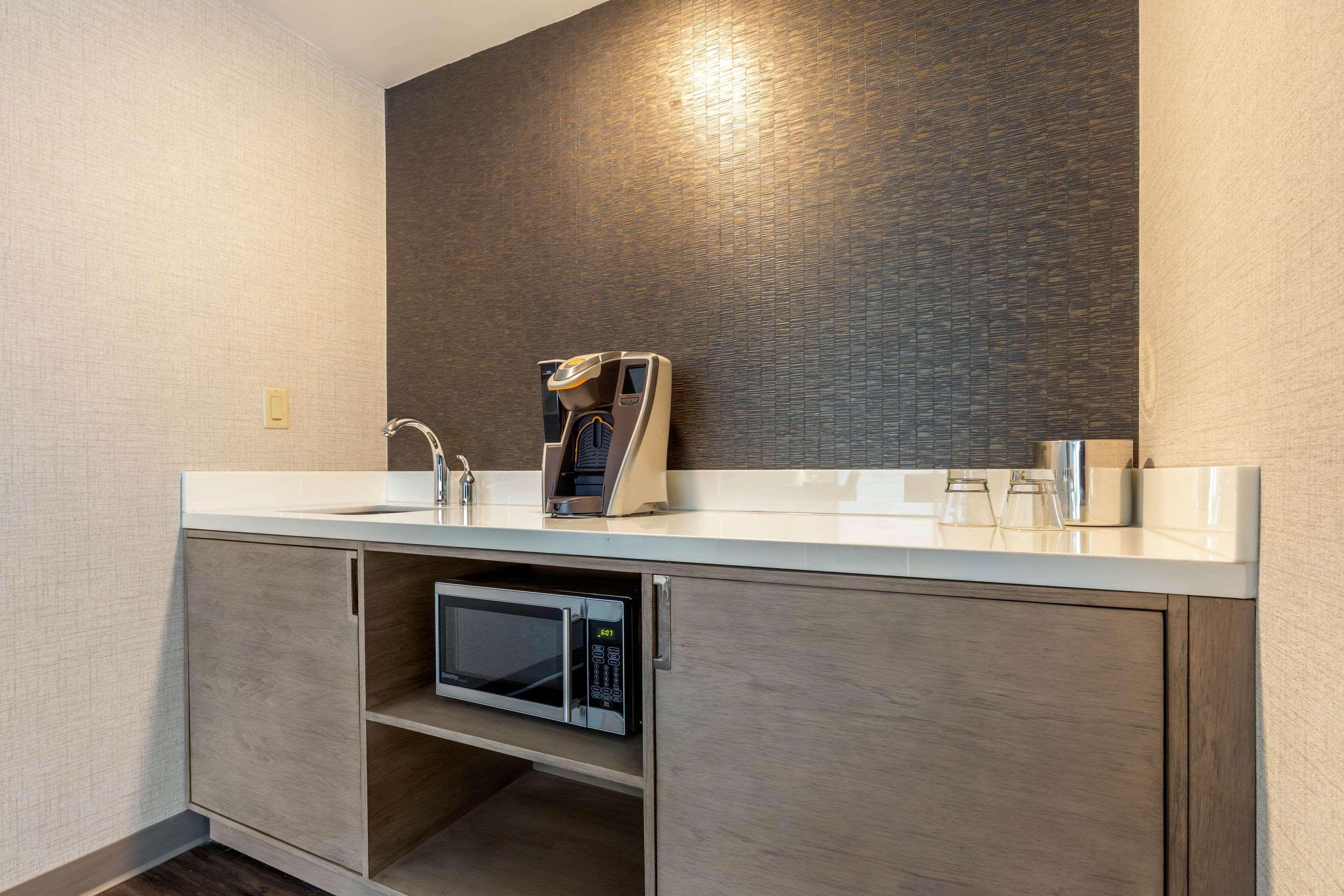 แคมเบรีย โฮเต็ล มิลวอคี ดาวน์ทาวน์ Hotel มิลวอกี ภายนอก รูปภาพ