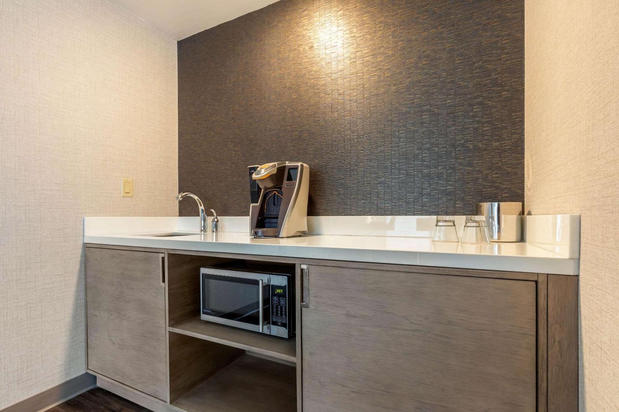 แคมเบรีย โฮเต็ล มิลวอคี ดาวน์ทาวน์ Hotel มิลวอกี ภายนอก รูปภาพ